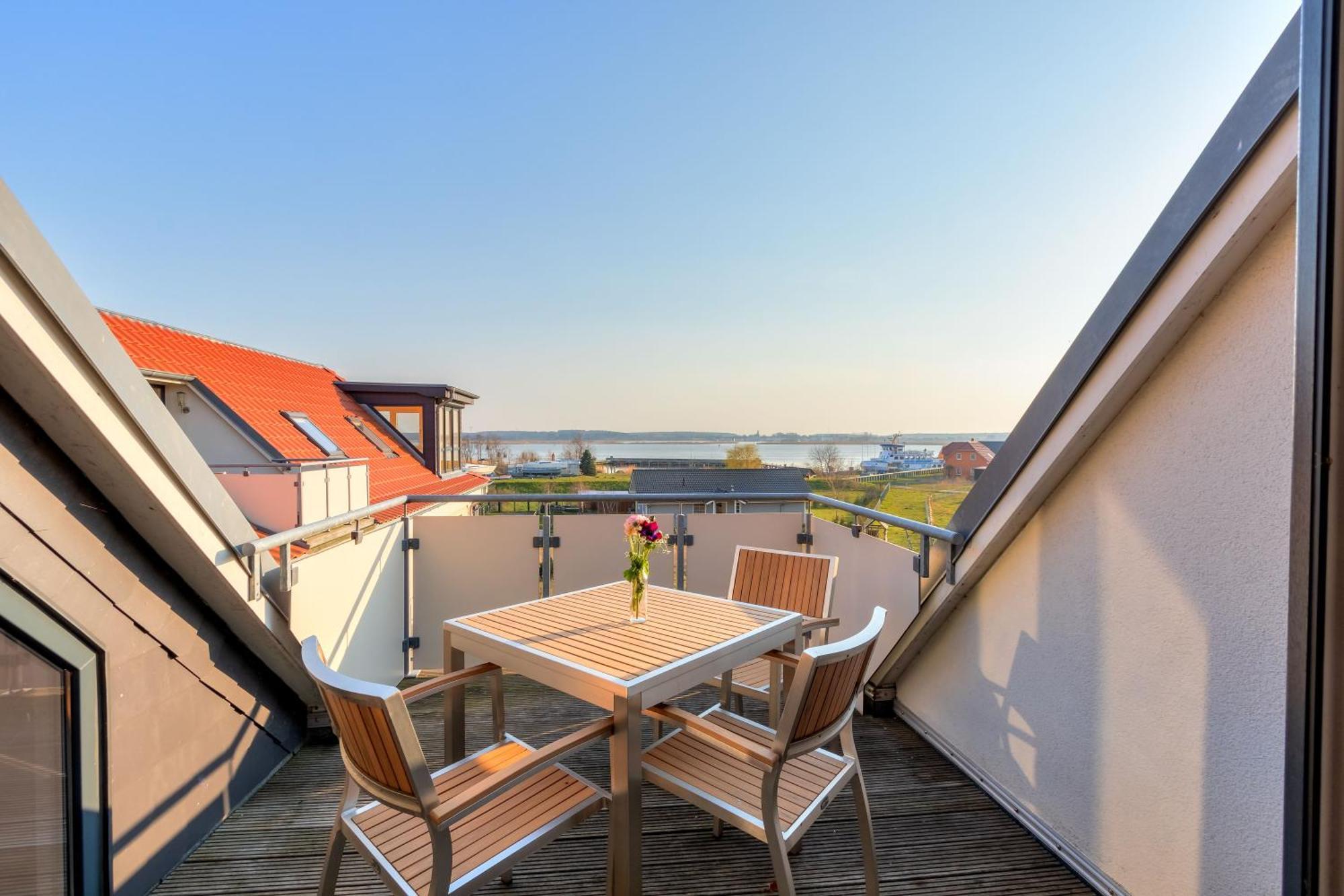 Peenemuende, Seglerhafen St Schoner 7, 13, 14 Esterno foto